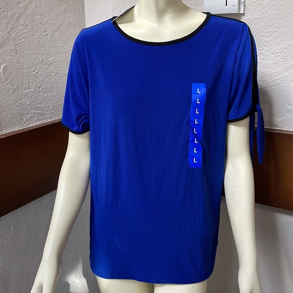 Two by Vince Camuto - ladies top - Picture 4 of 5